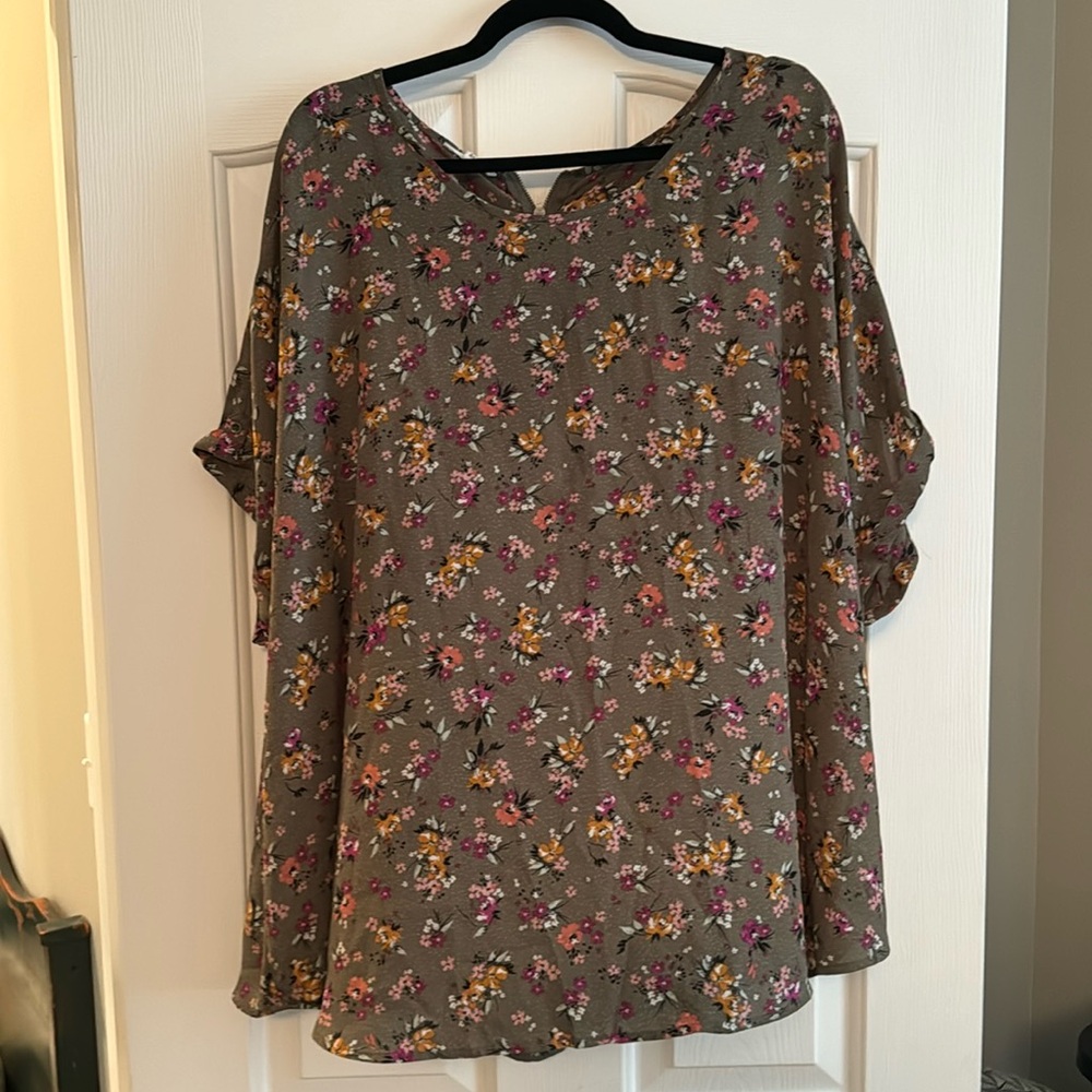 Fall floral sheer top.